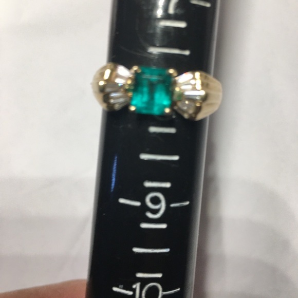 18K gold natural  Colombian Emerald diamonds ring - Picture 4 of 5